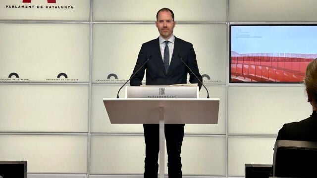 El portavoz del PP en el Parlament, Juan Fern&aacute;ndez, en una rueda de prensa EUROPA PRESS 24/03/2026