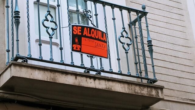 El alquiler de balcones para Semana Santa de Sevilla llega a los 6.000 euros, el doble que hace tres a&ntilde;os