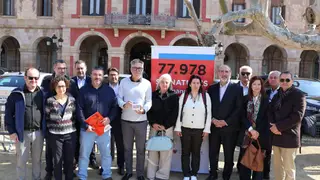 Los representantes de la concertada catalana ante el Parlament este martes Los representantes de la concertada catalana ante el Parlament este martes REMITIDA / HANDOUT por FECC Fotografía remitida a medios de comunicación exclusivamente para ilustrar la noticia a la que hace referencia la imagen, y citando la procedencia de la imagen en la firma 24/03/2026