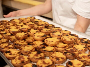 En este establecimiento de Madrid siguen la receta tradicional de pasteles de nata