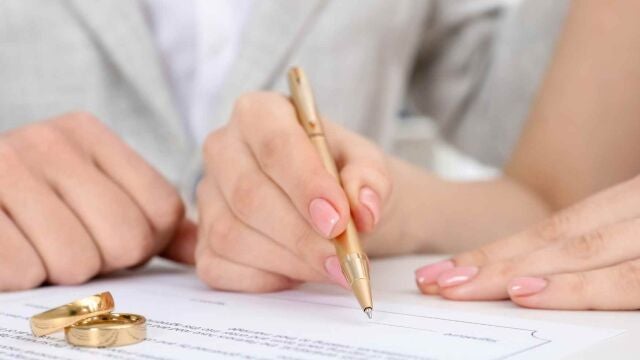 Bodas civiles. REMITIDA / HANDOUT por AYUNTAMIENTO DE SAN SEBASTI&Aacute;N DE LOS REYES Fotograf&iacute;a remitida a medios de comunicaci&oacute;n exclusivamente para ilustrar la noticia a la que hace referencia la imagen, y citando la procedencia de la imagen en la firma 26/03/2026