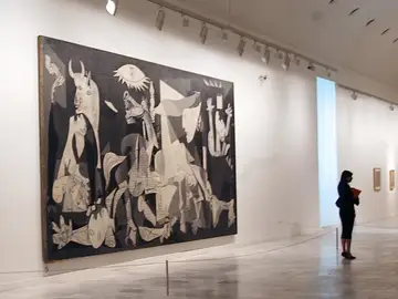 MADRID.-El Reina Sofía desaconseja "rotundamente" el traslado del 'Guernica' ante el riesgo de "nuevas grietas y desgarros" MADRID.-El Reina Sofía desaconseja "rotundamente" el traslado del 'Guernica' ante el riesgo de "nuevas grietas y desgarros"
