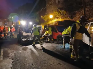 Los coletazos de Therese golpean con fuerza La Gomera: desprendimientos, suspensión de clases y un municipio sin salida Paso de la borrasca Therese por La Gomera