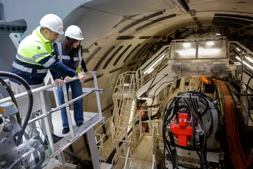 Metro teje su «Gran Diagonal»: 33 Km en una hora Metro teje su «Gran Diagonal»: 33 Km en una hora