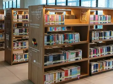 Imagen de archivo del interior de una biblioteca Imagen de archivo del interior de una biblioteca