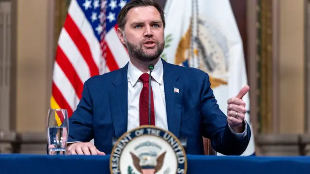 US Vice President JD Vance hosts a White House anti-fraud task force meeting WASHINGTON (United States), 27/03/2026.- US Vice President JD Vance delivers remarks during a White House fraud task force meeting in the Eisenhower Executive Office Building on the White House campus in Washington, DC, USA, 27 March 2026. Vice President Vance, in conjunction with agency secretaries, will be increasing the Trump administration’s anti-fraud efforts targeting waste and abuse. EFE/EPA/SHAWN THEW / POOL