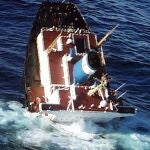 The Bahamas-registered 'Prestige' oil tanker sinks off Spain's coast in the Atlantic ocean Tuesday Nov. 19, 2002.  The stricken tanker carrying 20 million gallons of oil split in two Tuesday and sank threatening an environmental disaster off the northwest coast of Spain and Portugal.  (AP Photo/Douanes Francaise/Avion Polmar II)