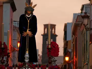 Esta es la ciudad canaria con la Semana Santa más impresionante, según la IA San Cristóbal de La Laguna, Tenerife