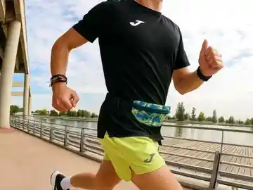 Entrenar cómodo sin gastar apenas empieza a ser posible con esta camiseta de Joma por menos de 6 euros Joma - Camiseta Deportiva Manga Corta