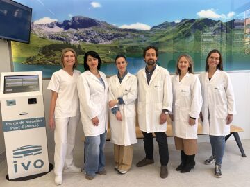 De izq a der: Elisa Ba&ntilde;uls, Iulia Scorojanu, Mar&iacute;a Del Cerro, Marcos Meli&aacute;n, Ana Garc&iacute;a-Conde, Mar&iacute;a Elena Garc&iacute;a del IVO