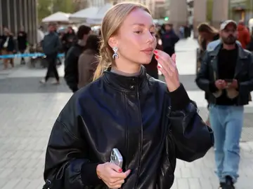 Ester Expósito, primeras palabras sobre su relación con Kylian Mbappé: "Estoy súper feliz" Ester Expósito, primeras palabras sobre su relación con Kylian Mbappé: "Estoy súper feliz"