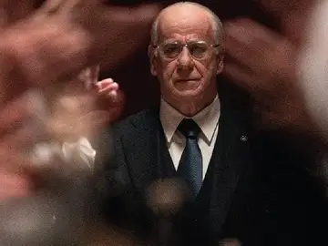 Toni Servillo da vida al ficcionado presidente de la República italiana en "La Grazia" Toni Servillo da vida al ficcionado presidente de la República italiana en "La Grazia"