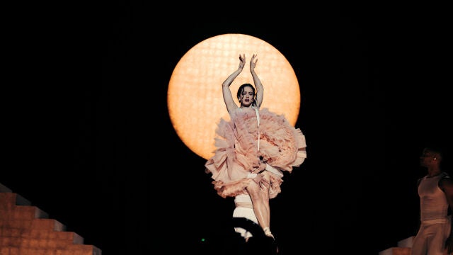 MADRID, 30/03/2026.- Fotograf&iacute;a facilitada por la organizaci&oacute;n del concierto de Rosal&iacute;a este lunes en el Movistar Arena de Madrid. EFE/Live Nation/Sharon L&oacute;pez -S&Oacute;LO USO EDITORIAL/SOLO USO PERMITIDO PARA ILUSTRAR LA NOTICIA QUE APARECE EN EL PIE DE FOTO (CR&Eacute;DITO OBLIGATORIO)- 