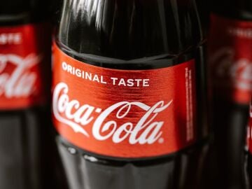 Una Coca-Cola en una fotograf&iacute;a de archivo