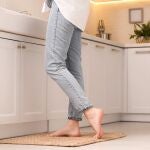  Lo que haces cada día con tus pies y puede acabar pasándote factura, según una podóloga