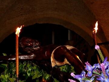 El Cristo Negro procesiona este Mi&eacute;rcoles Santo en C&aacute;ceres REMITIDA / HANDOUT por AYUNTAMIENTO DE C&Aacute;CERES Fotograf&iacute;a remitida a medios de comunicaci&oacute;n exclusivamente para ilustrar la noticia a la que hace referencia la imagen, y citando la procedencia de la imagen en la firma 31/03/2026