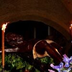  La Esperanza y El Cristo Negro procesionan en Cáceres este Miércoles Santo