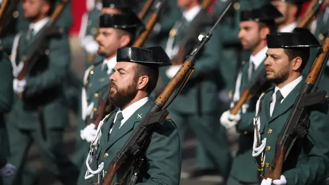 Imagen de archivo de agentes de la Guardia Civil en el desfile del 12 de octubre Imagen de archivo de agentes de la Guardia Civil en el desfile del 12 de octubre