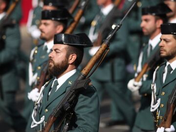 Imagen de archivo de agentes de la Guardia Civil en el desfile del 12 de octubre