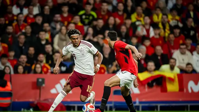 Los Mossos investigan cánticos islamófobos y xenófobos en el partido España-Egipto Los Mossos investigan cánticos islamófobos y xenófobos en el partido España-Egipto