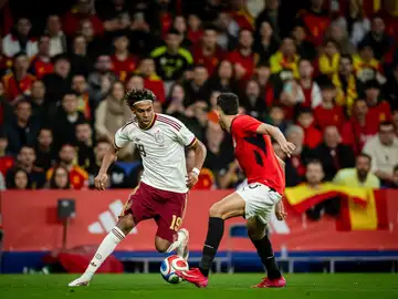 Los Mossos investigan cánticos islamófobos y xenófobos en el partido España-Egipto Los Mossos investigan cánticos islamófobos y xenófobos en el partido España-Egipto