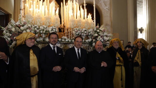 El presidente de la Generalitat, Juanfran P&eacute;rez Llorca, asisti&oacute; el Jueves Santo a la procesi&oacute;n de Mar&iacute;a Sant&iacute;sima de la Esperanza de Elche