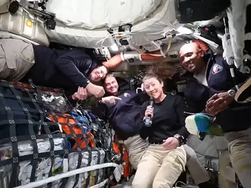 Misión Artemis FOTODELDIA CABO CAÑAVERAL, 03/04/2026.- Imagen distribuida por la NASA que muestra a los cuatro astronautas de Artemis II dentro de la nave Orión. EFE/ NASA **SOLO USO EDITORIAL/SOLO DISPONIBLE PARA ILUSTRAR LA NOTICIA QUE ACOMPAÑA (CRÉDITO OBLIGATORIO)***