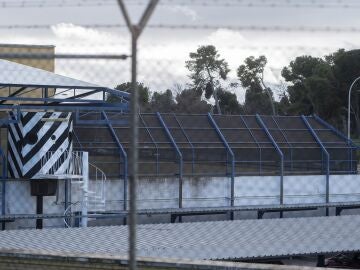Interior del Centro de Internamiento de Extranjeros (CIE) de Aluche, en Madrid