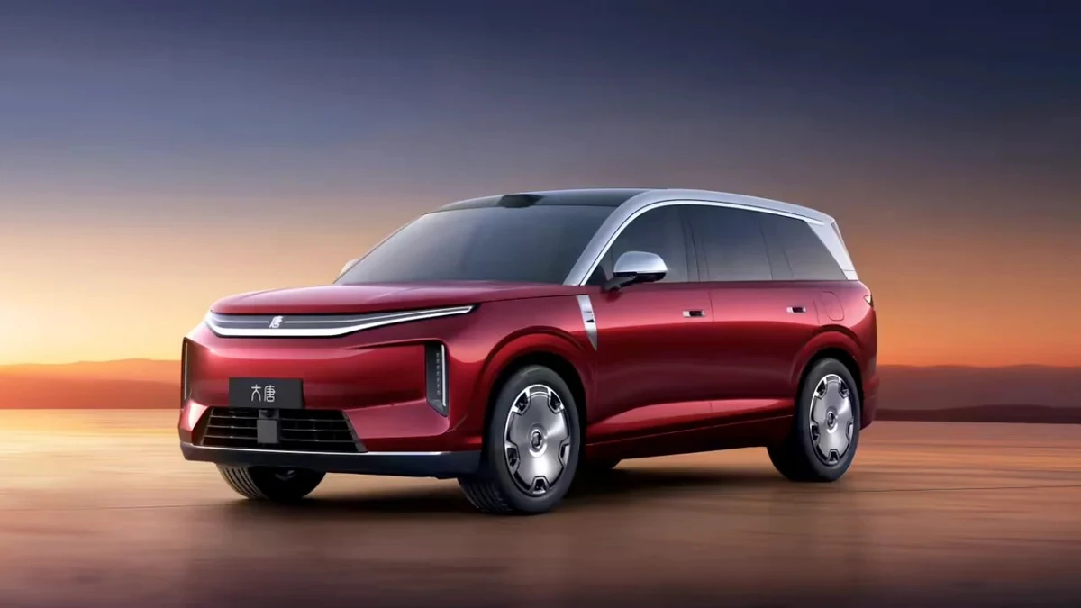 BYD Gran Tang: 950 km de autonomía y batería de 130 kWh con la nueva Blade Battery