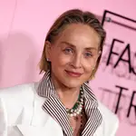 Las tres técnicas de masaje que ayudan a mejorar la papada según una experta.