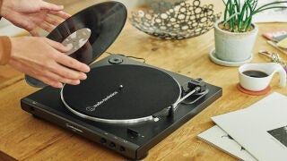 Audio-Technica LP60XBK