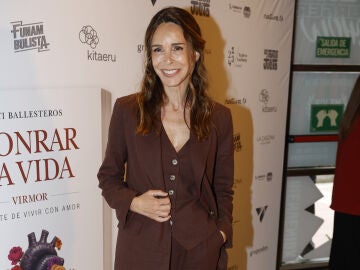 El look de Lydia Bosch.