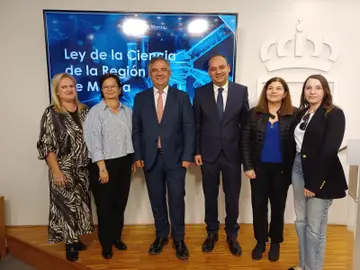 Los investigadores murcianos podrán obtener hasta un 40 % de los beneficios de sus patentes Los investigadores murcianos podrán obtener hasta un 40 % de los beneficios de sus patentes