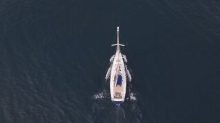 Miguel &Aacute;ngel Tob&iacute;as estrena "C&aacute;scara de Nuez" en Kin&eacute;polis