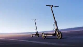 Cuesta menos de 400 euros y viene con 70 kilómetros de autonomía: este patinete eléctrico de Segway es una opción fiable y asequible para moverse por la ciudad Segway Ninebot KickScooter MAX G2E