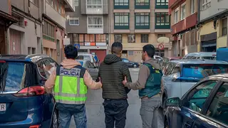 Imagen de uno de los detenidos Imagen de uno de los detenidos