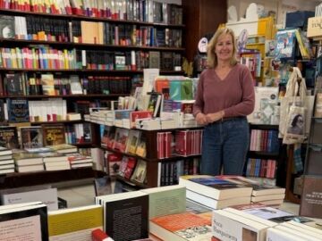 Mari&aacute;n Colom, librera de Llibres Colom, en Palma de Mallorca