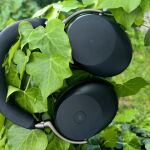 A la hora de trabajar en remoto, los Jabra Evolve3 85, son la mejor opci&oacute;n. 