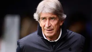 CA Osasuna v Real Betis Balompie - LaLiga EA Sports Manuel Pellegrini head coach of Real Betis Balompie looks on prior to the LaLiga EA Sports match between CA Osasuna and Real Betis Balompie at El Sadar on April 12, 2026, in Pamplona, Spain. AFP7 12/04/2026 ONLY FOR USE IN SPAIN
