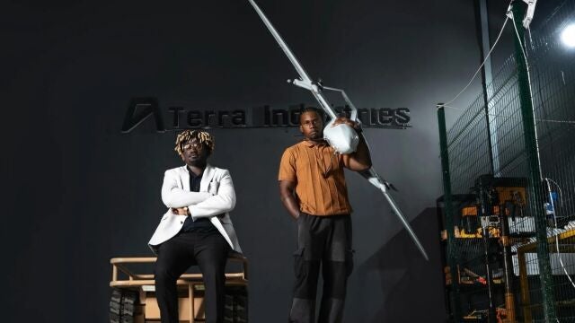 Empresa emergente Nigeria replica filosof&iacute;a Apple ecosistema Ucrania