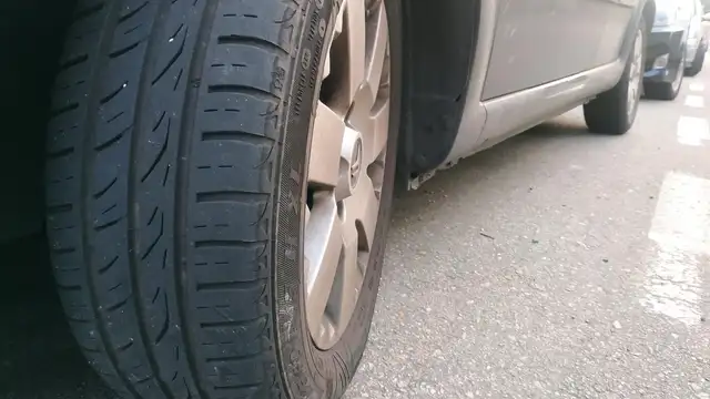 Golpe a un grupo especializado en robar ruedas de vehículos de alta gama en Tres Cantos (Madrid) Golpe a un grupo especializado en robar ruedas de vehículos de alta gama en Tres Cantos (Madrid)