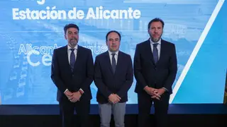 El alcalde de Alicante, Luis Barcala, el presidente de la Generalitat Valenciana, Juanfran Pérez Llorca, y el ministro de Transportes y Movilidad Sostenible, Óscar Puente, hoy en la presentación del Parque Central de Alicante El alcalde de Alicante, Luis Barcala, el presidente de la Generalitat Valenciana, Juanfran Pérez Llorca, y el ministro de Transportes y Movilidad Sostenible, Óscar Puente, hoy en la presentación del Parque Central de Alicante