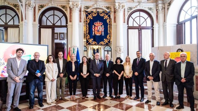 Presentaci&oacute;n 55 edici&oacute;n Feria del Libro de M&aacute;laga REMITIDA / HANDOUT por EDUROSACERVANTES Fotograf&iacute;a remitida a medios de comunicaci&oacute;n exclusivamente para ilustrar la noticia a la que hace referencia la imagen, y citando la procedencia de la imagen en la firma 14/04/2026