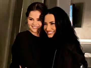 El emotivo reencuentro de Selena Gomez y Demi Lovato casi una década después El emotivo reencuentro de Selena Gomez y Demi Lovato casi una década después