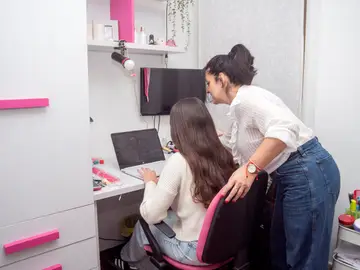 Ivana es madre de una adolescente a quien le diagnosticaron dislexia en segundo de primaria Ivana es madre de una adolescente a quien le diagnosticaron dislexia en segundo de primaria