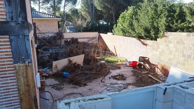 La jueza autoriza a la Guardia Civil un nuevo registro mañana en la casa del acusado de la muerte de Esther López La jueza autoriza a la Guardia Civil un nuevo registro mañana en la casa del acusado de la muerte de Esther López