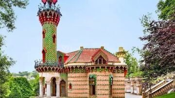 El palacio de girasoles que Gaud&iacute; so&ntilde;&oacute; en Cantabria