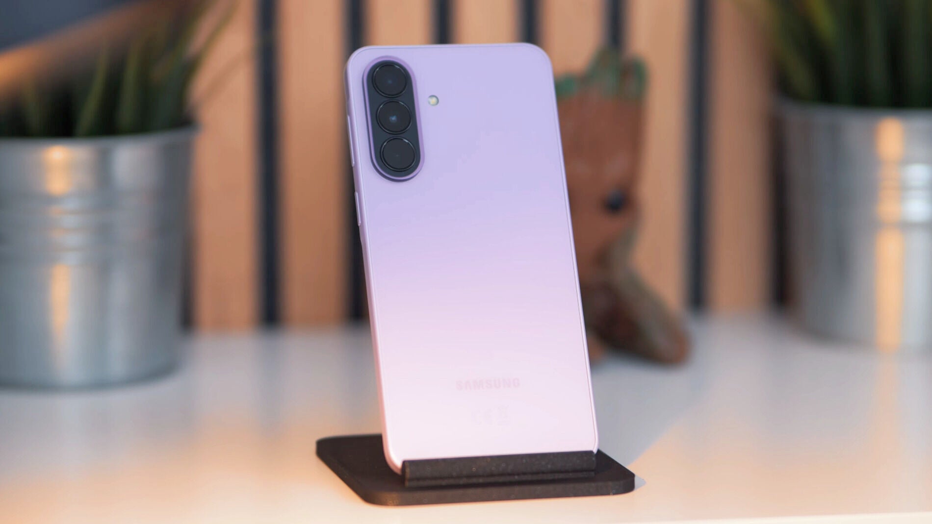 El nuevo gama media de Samsung lo tiene todo para una buena experiencia, con 6 años de soporte incluidos