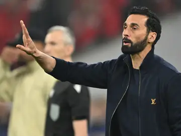 Germany Champions League Soccer Real Madrid's head coach Alvaro Arbeloa gestures during the Champions League quarterfinal second leg soccer match between Bayern Munich and Real Madrid in Munich, Germany, Wednesday, April 15, 2026. (AP Photo/Lennart Preiss)