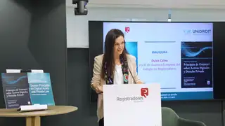 La Vocal de Asuntos Europeos de Registradores, Dulce Calvo destaca que la inscripción de las participaciones en el Registro Mercantil contribuirá a la transparencia La Vocal de Asuntos Europeos de Registradores, Dulce Calvo destaca que la inscripción de las participaciones en el Registro Mercantil contribuirá a la transparencia